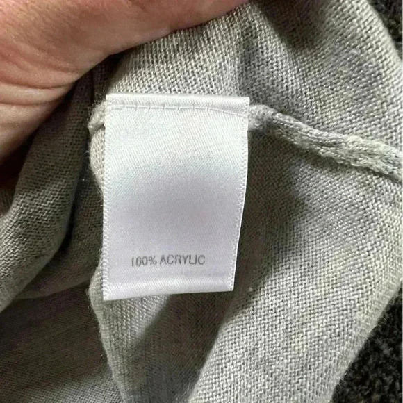 Murano- Men’s V Neck Sweater- Gray- XLarge - Picture 3 of 6